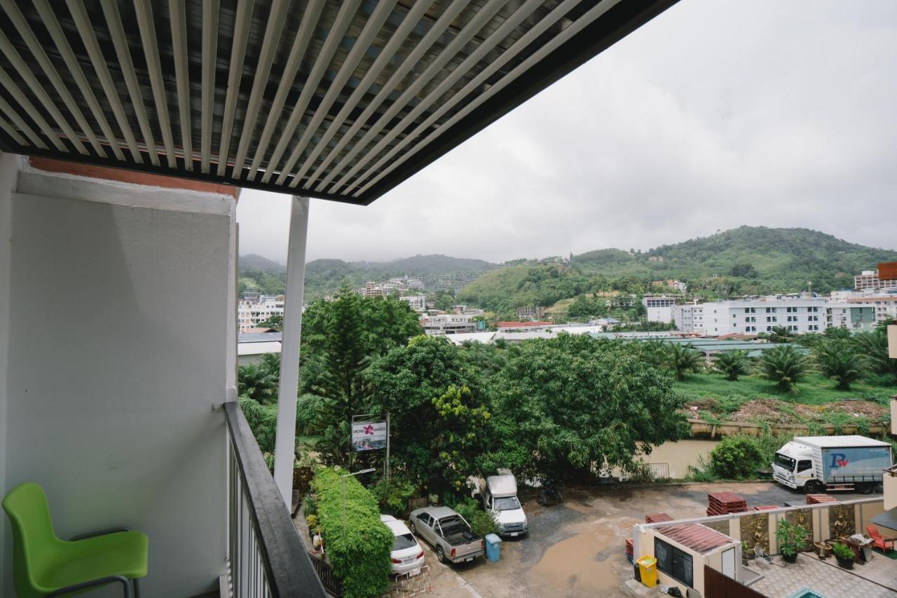 Hotel Noble House Patong Exterior foto